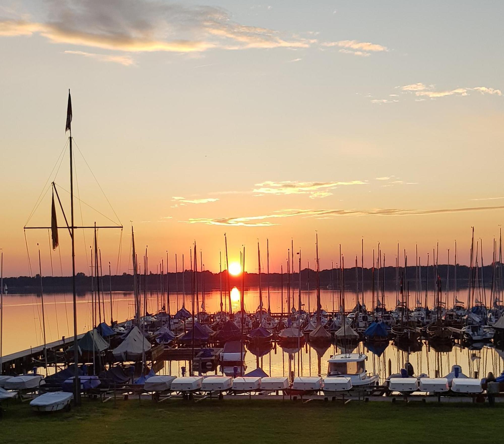Wohlfuehloase Am Bad Zwischenahner Meer Exterior foto